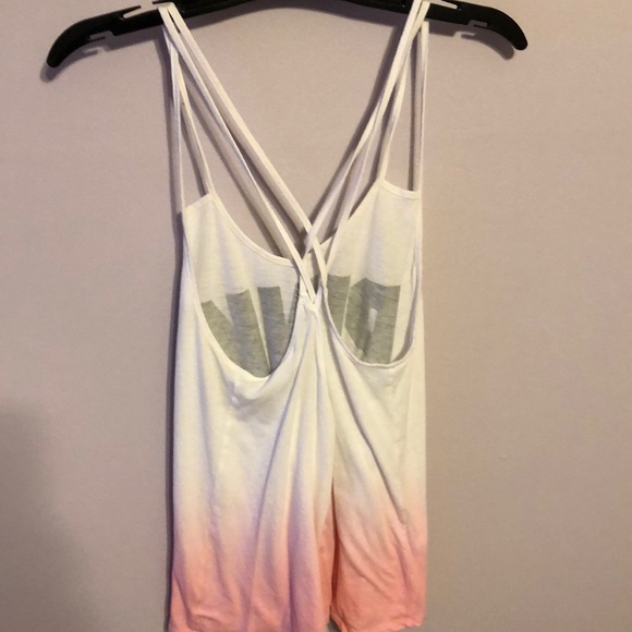 VS PINK- tank - Picture 2 of 2